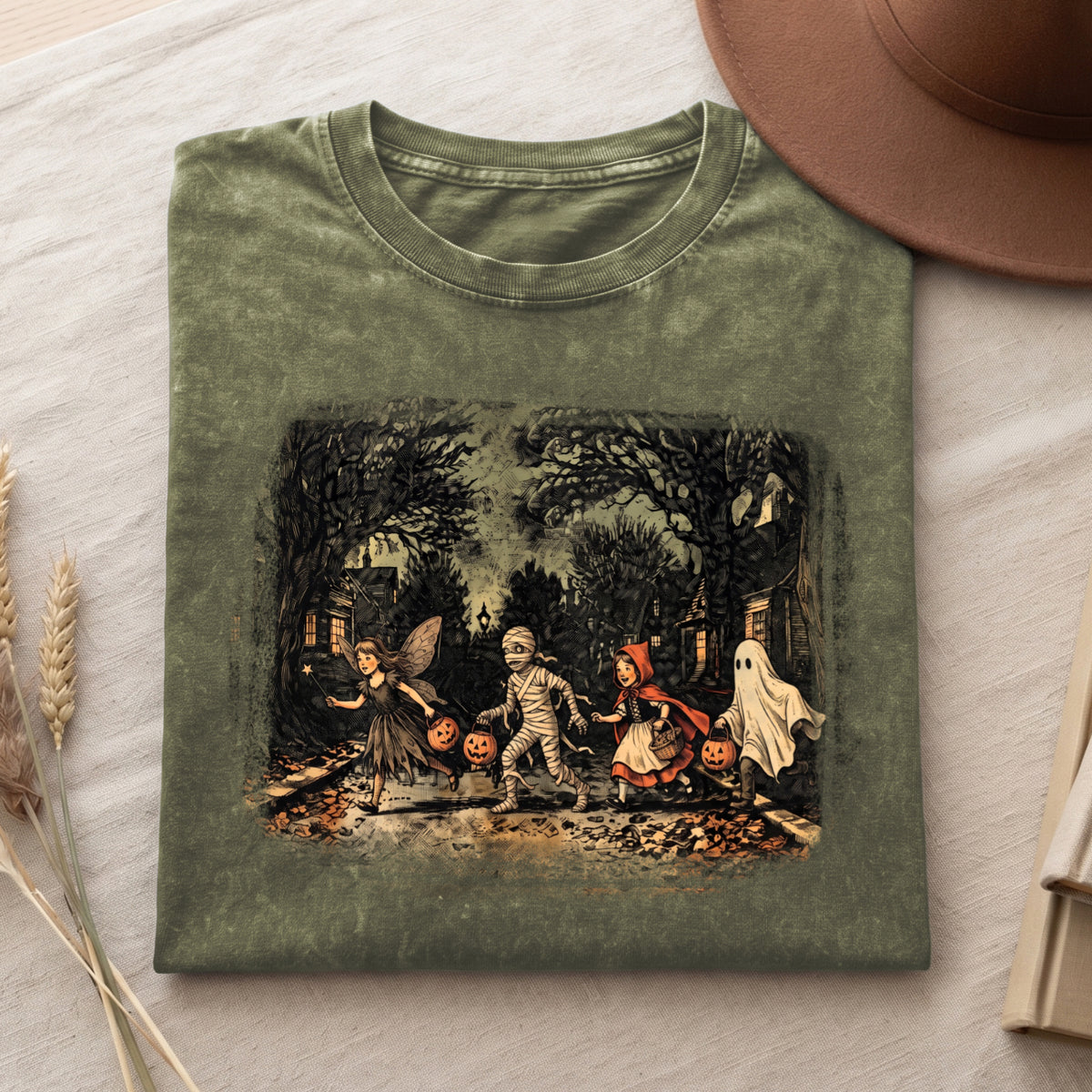 Vintage Trick or Treat Halloween Shirt (PB091826-4)